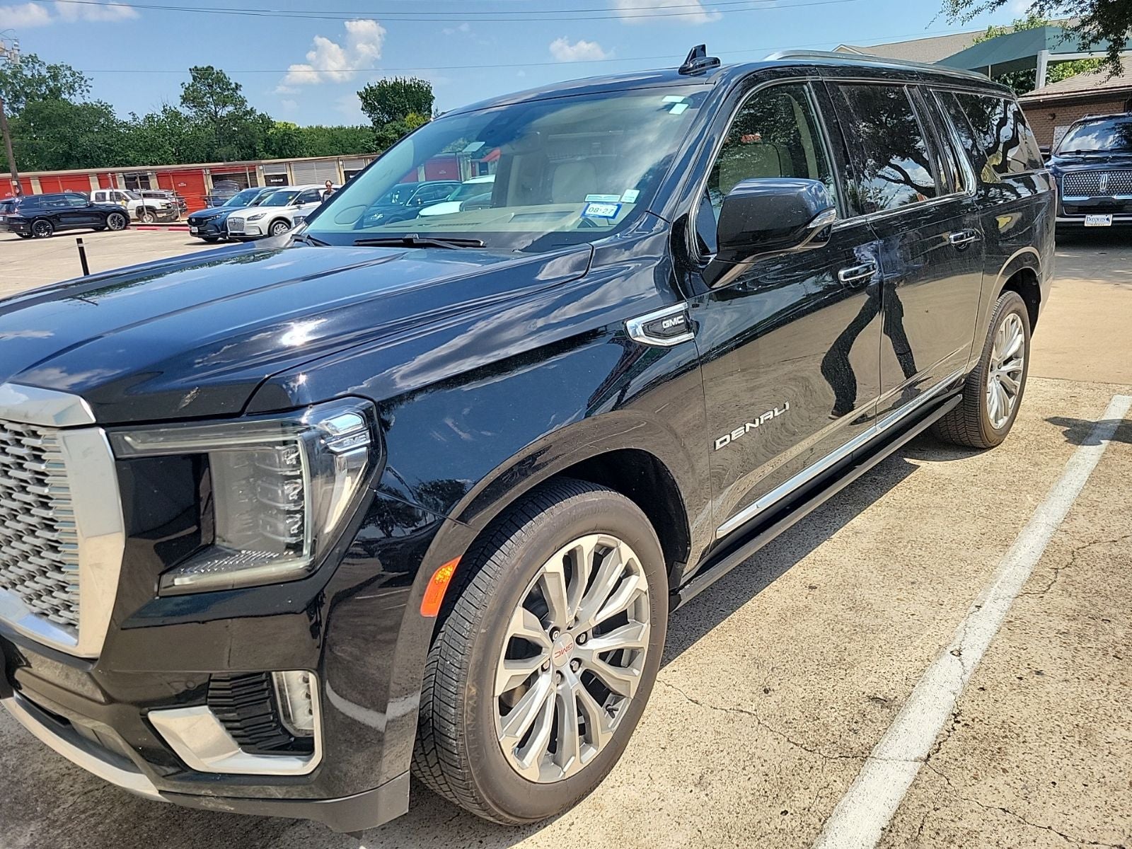 2022 GMC Yukon XL Denali