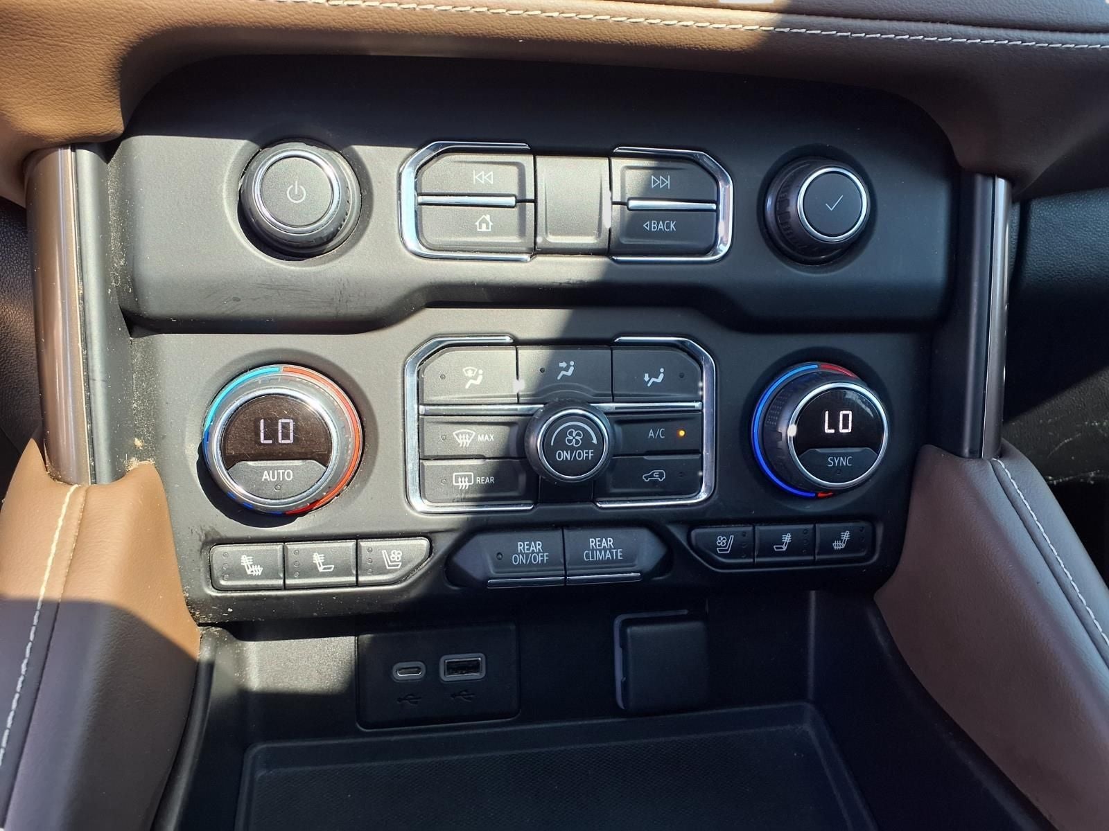 2021 Chevrolet Suburban High Country