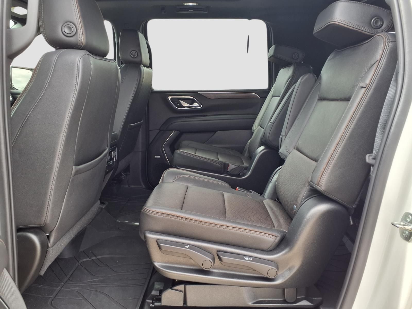 2022 Chevrolet Suburban High Country