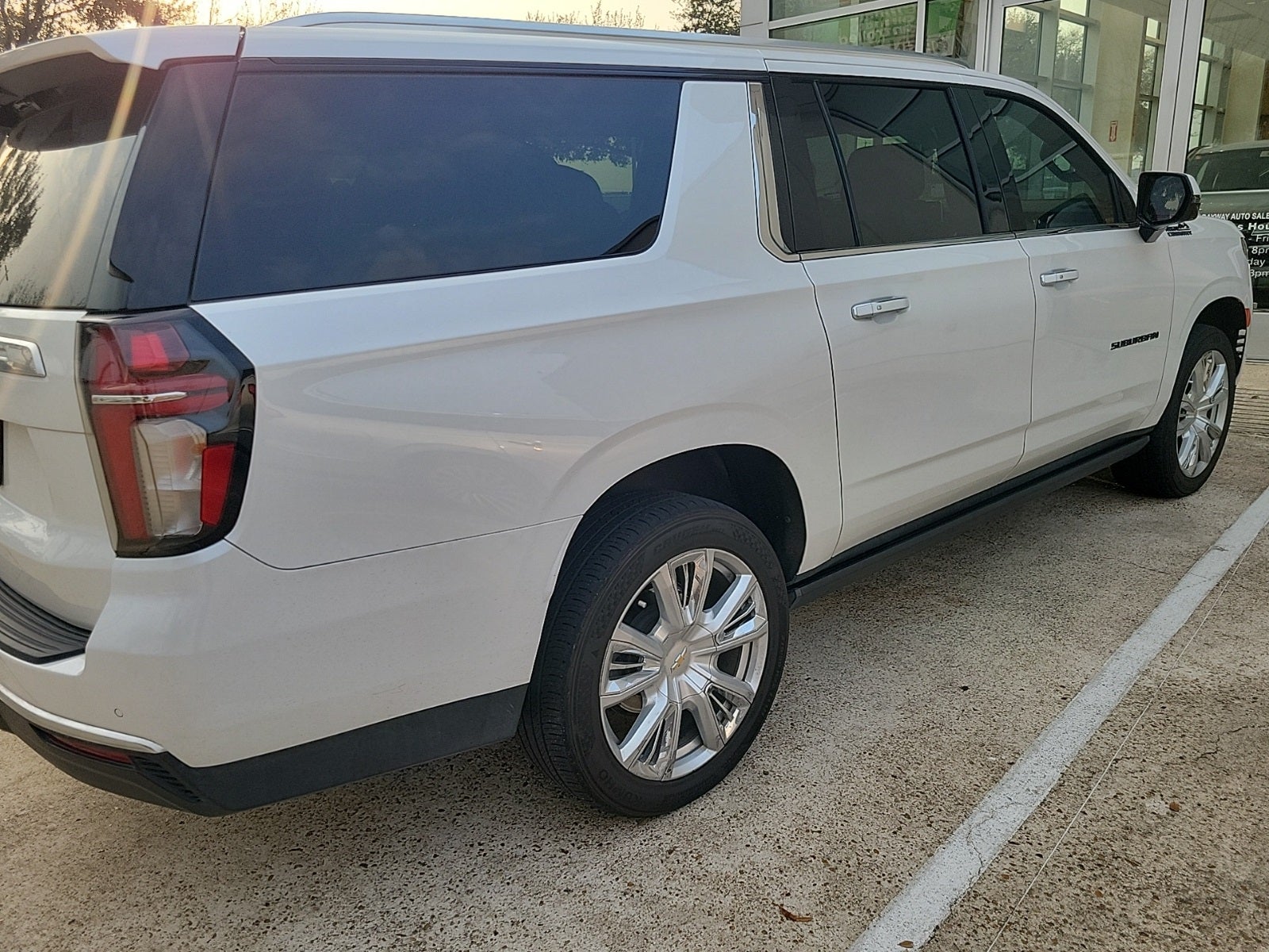 2022 Chevrolet Suburban High Country