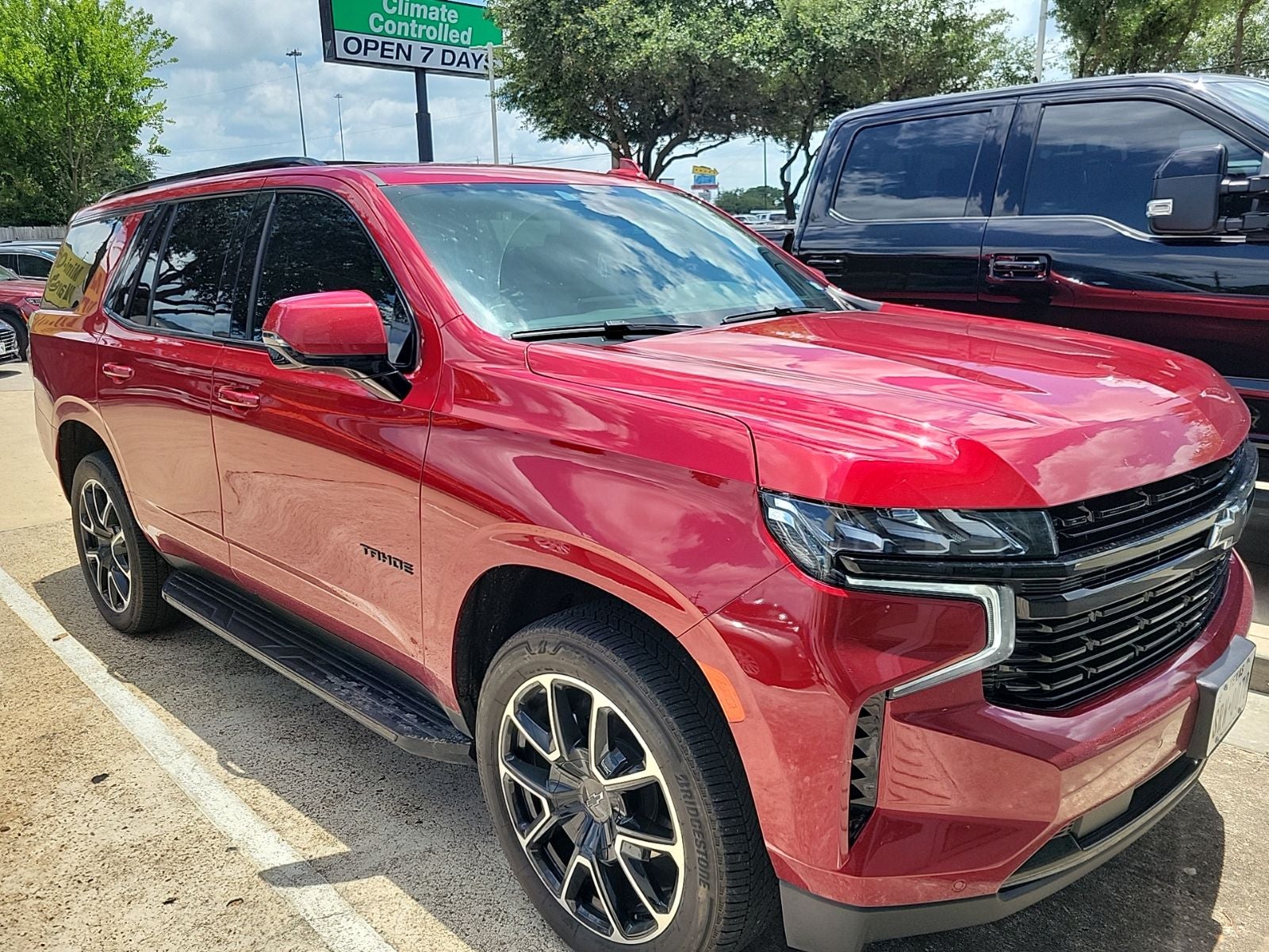 2023 Chevrolet Tahoe's photo