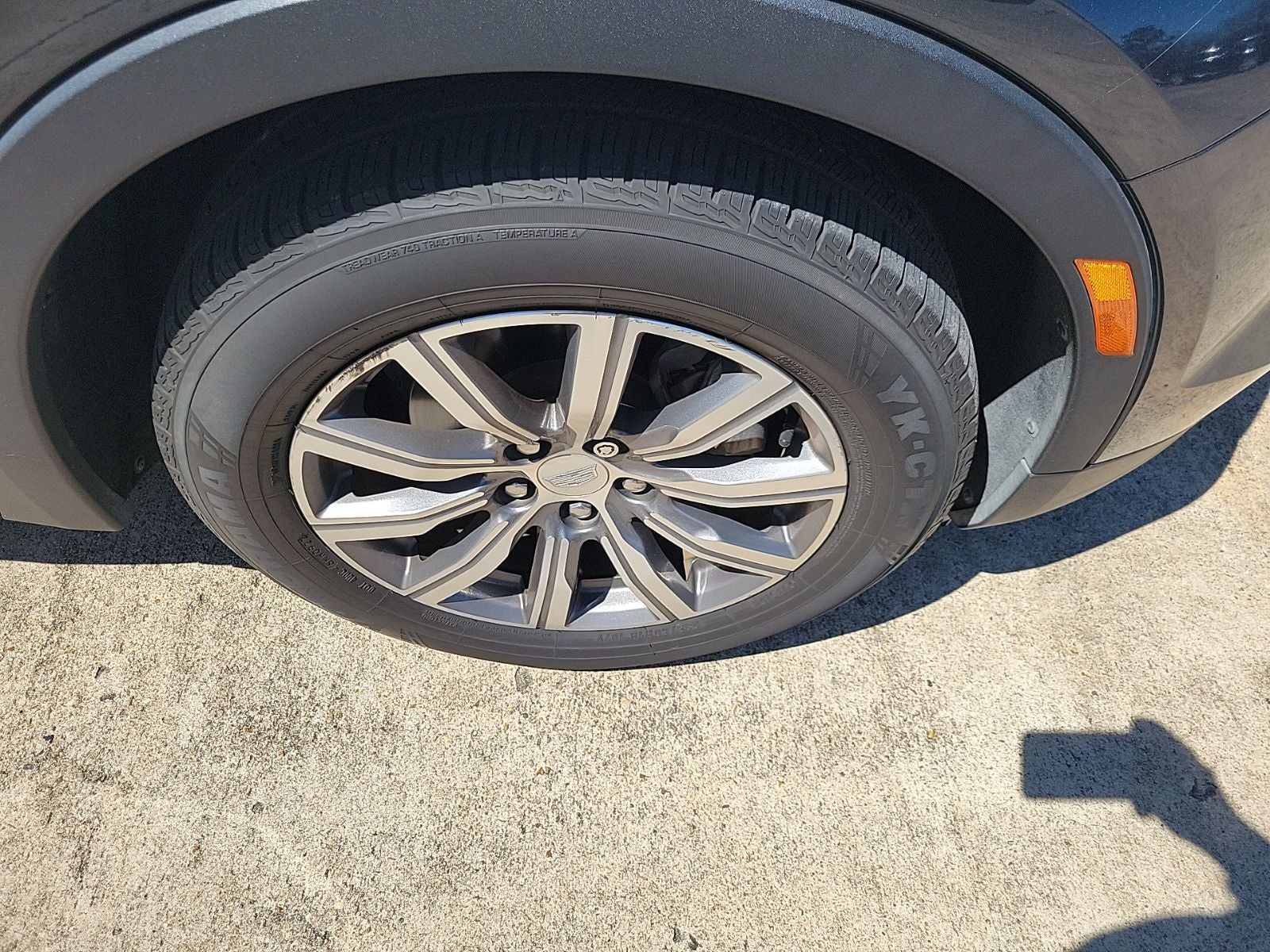 2019 Cadillac XT4 Premium Luxury