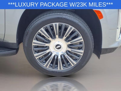 2023 Cadillac Escalade Luxury