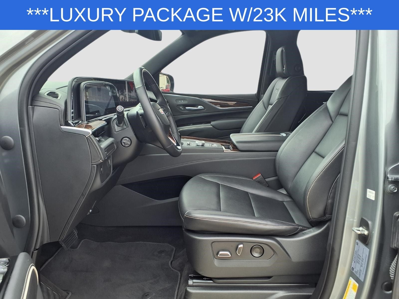 2023 Cadillac Escalade Luxury