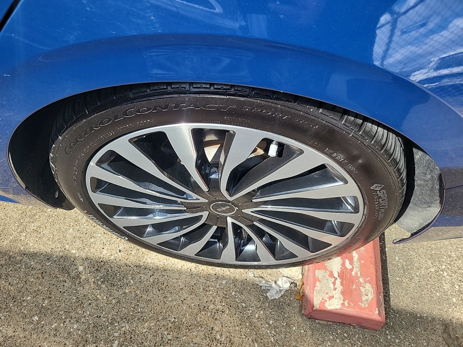 2018 Lincoln Continental Black Label