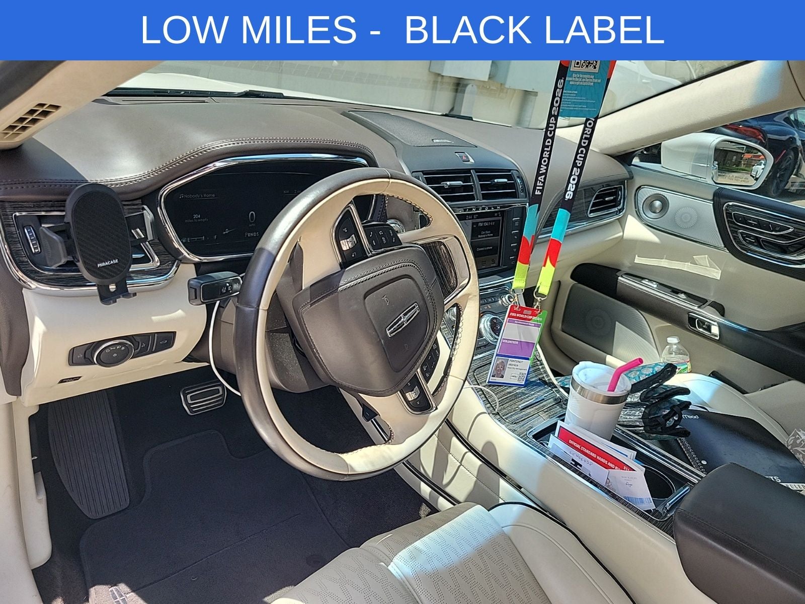 2017 Lincoln Continental Black Label