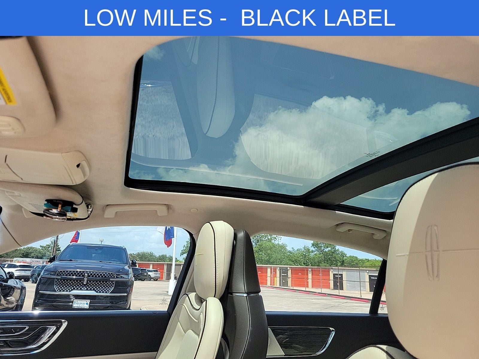 2017 Lincoln Continental Black Label