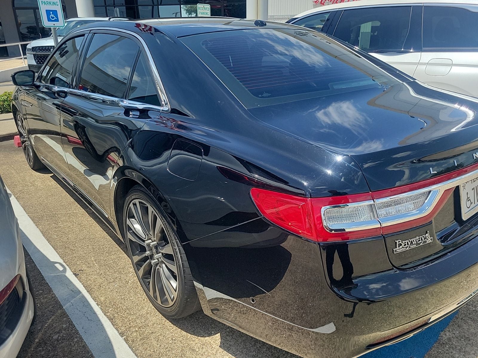 2017 Lincoln Continental Reserve