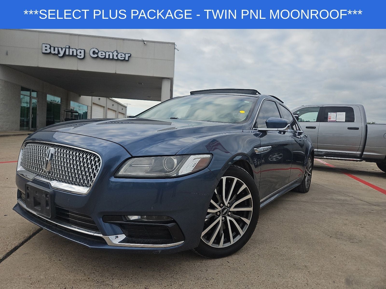 2018 Lincoln Continental Select FWD's photo