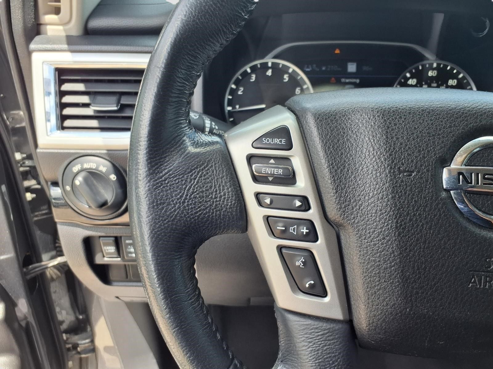 2021 Nissan Titan SV