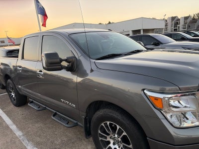 2021 Nissan Titan SV