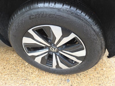 2025 Volkswagen Atlas Cross Sport 2.0T SE