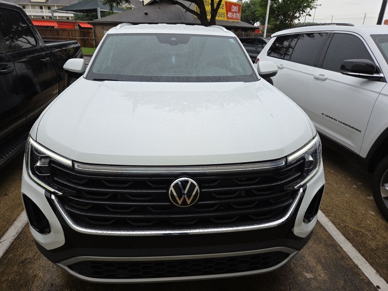 2025 Volkswagen Atlas Cross Sport 2.0T SE