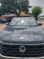 2024 Volkswagen Atlas Cross Sport 2.0T SEL Premium R-Line