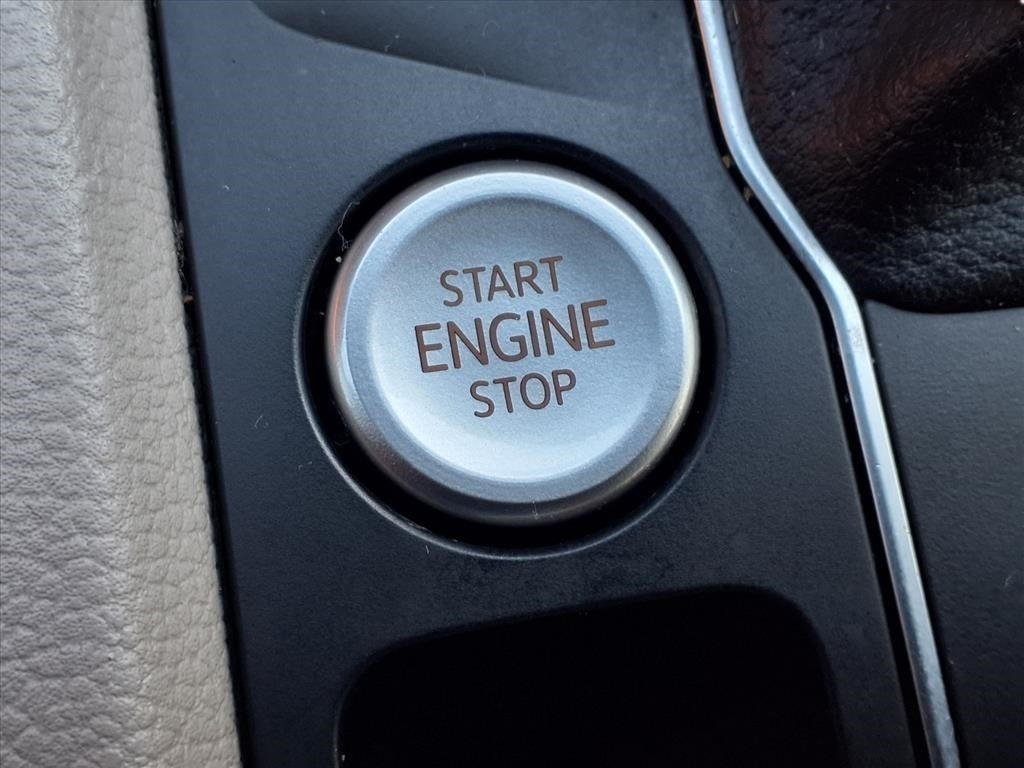 2021 Volkswagen Atlas 3.6L V6 SE w/Technology