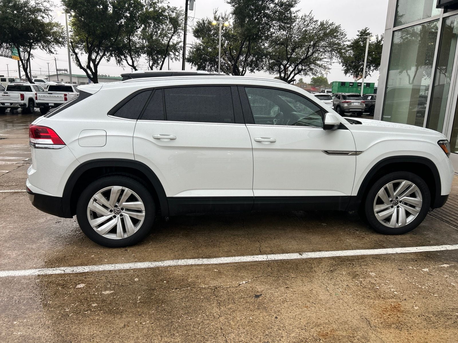 2023 Volkswagen Atlas Cross Sport 3.6L V6 SE w/Technology