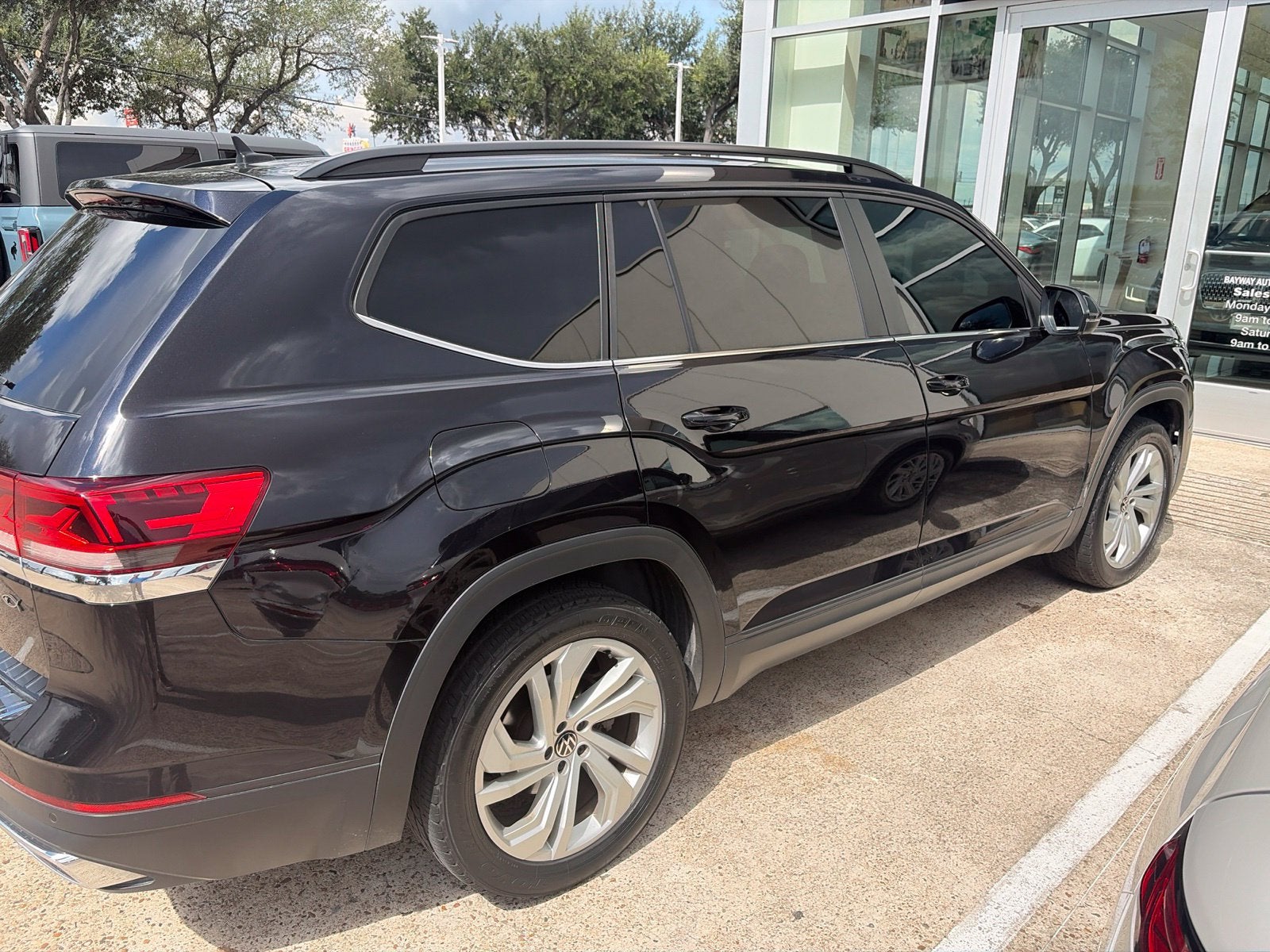 2022 Volkswagen Atlas 3.6L V6 SE w/Technology