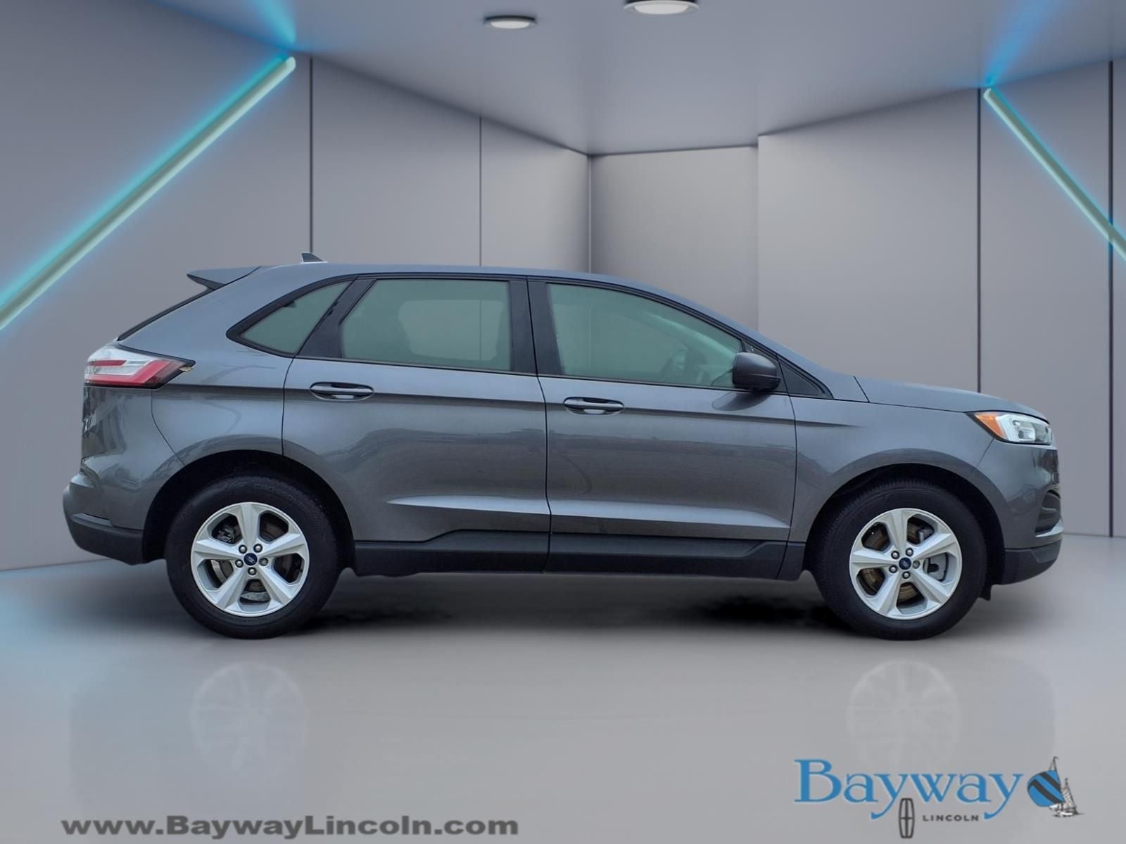 2021 Ford Edge SE