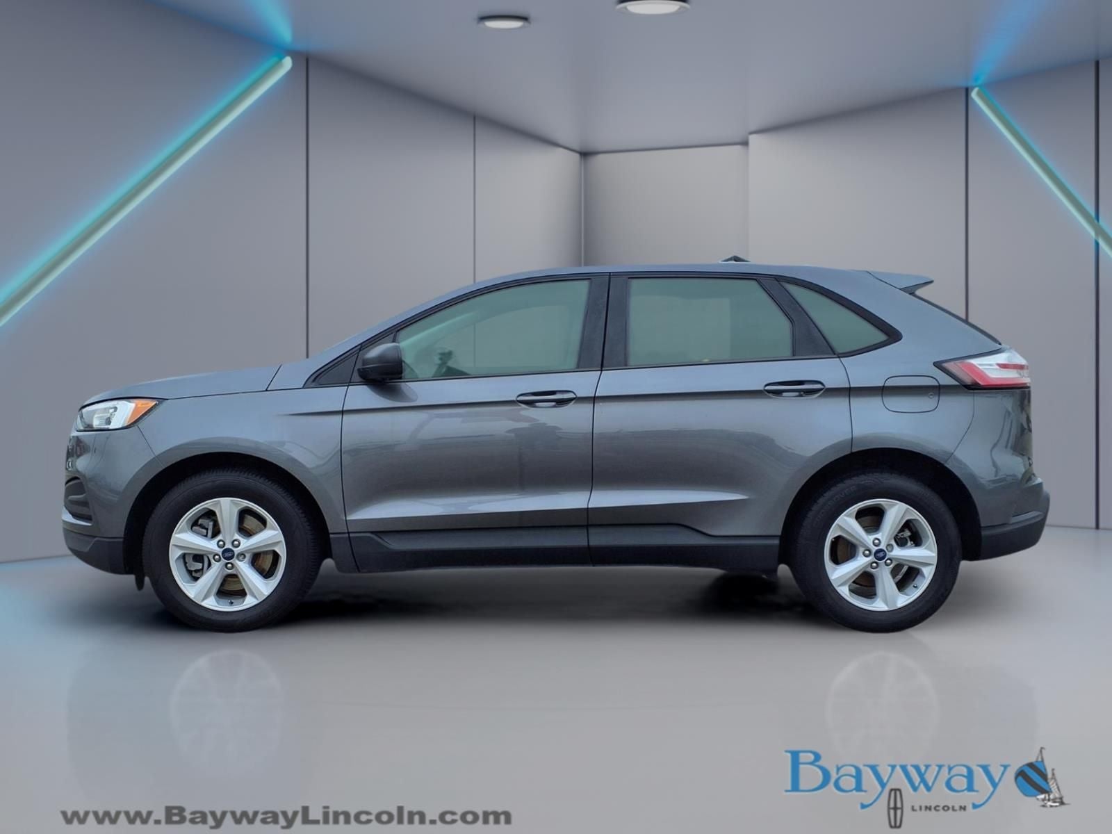 2021 Ford Edge SE