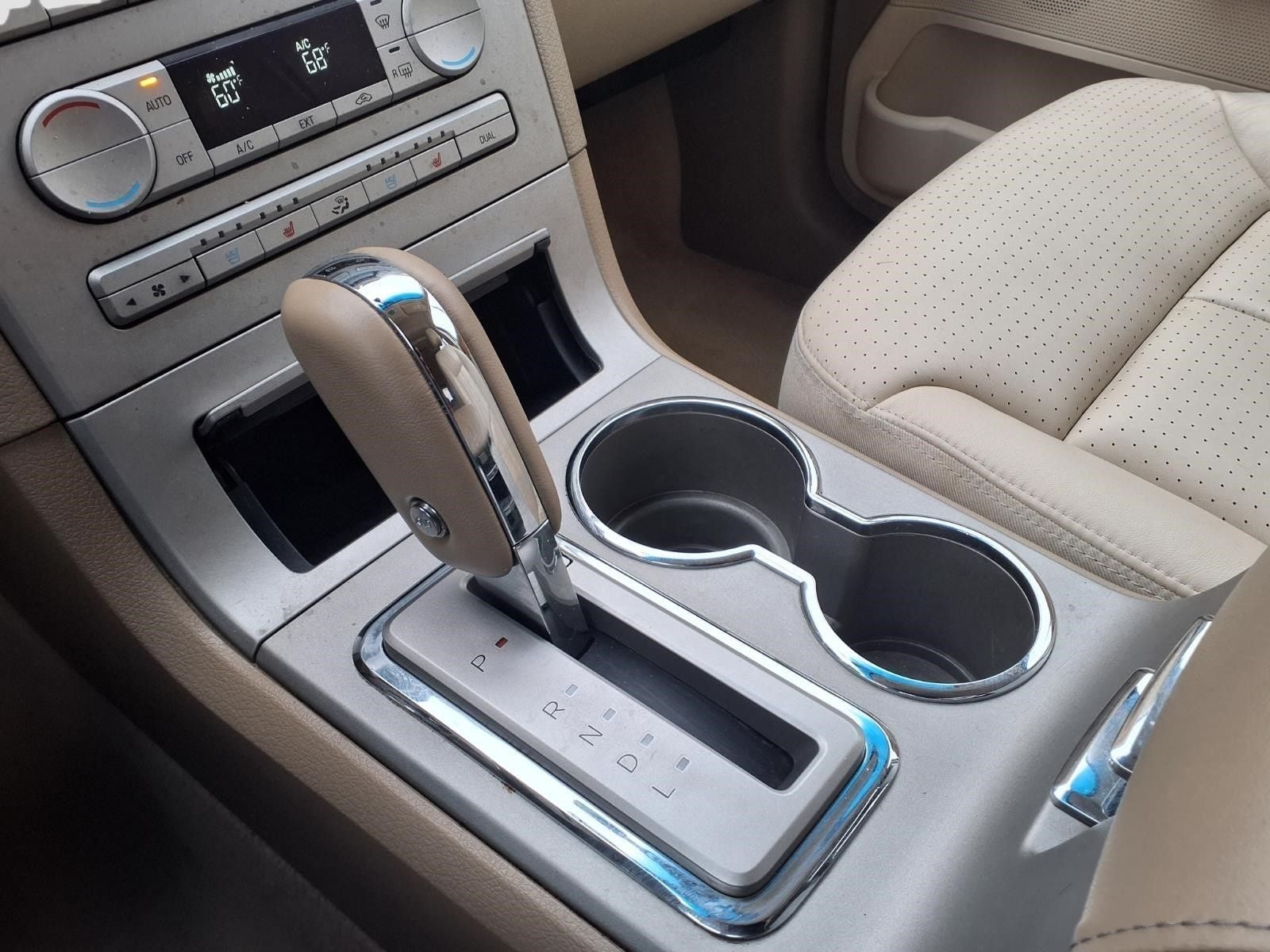 2007 Lincoln MKX Base