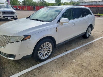2010 Lincoln MKT Base
