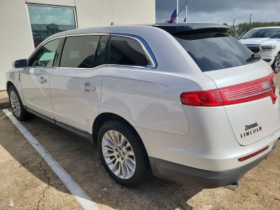 2010 Lincoln MKT Base