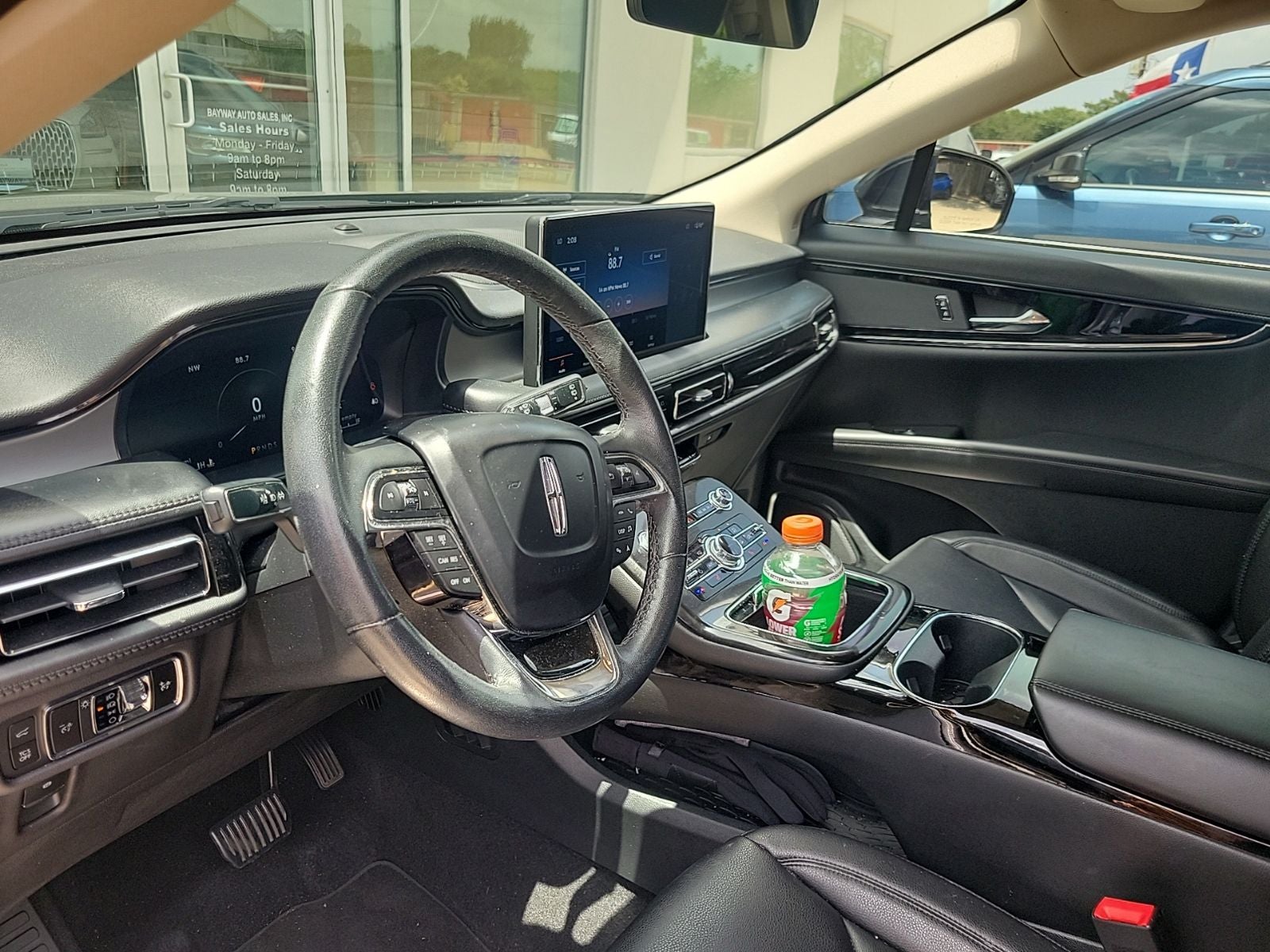 2023 Lincoln Nautilus Standard