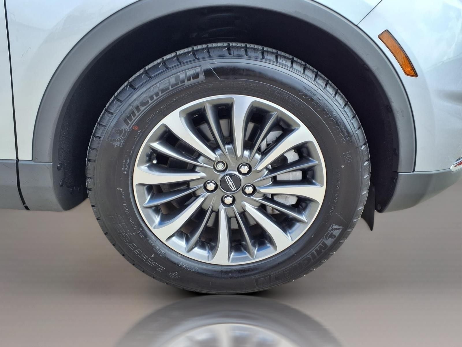 2022 Lincoln Nautilus Standard