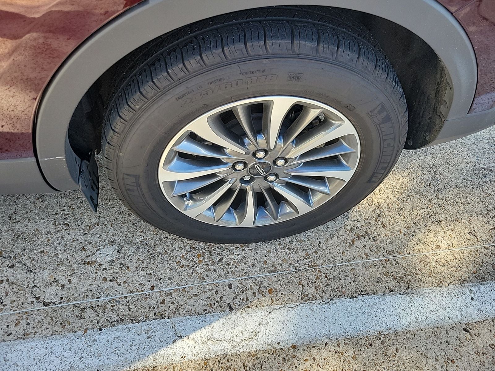 2023 Lincoln Nautilus Standard