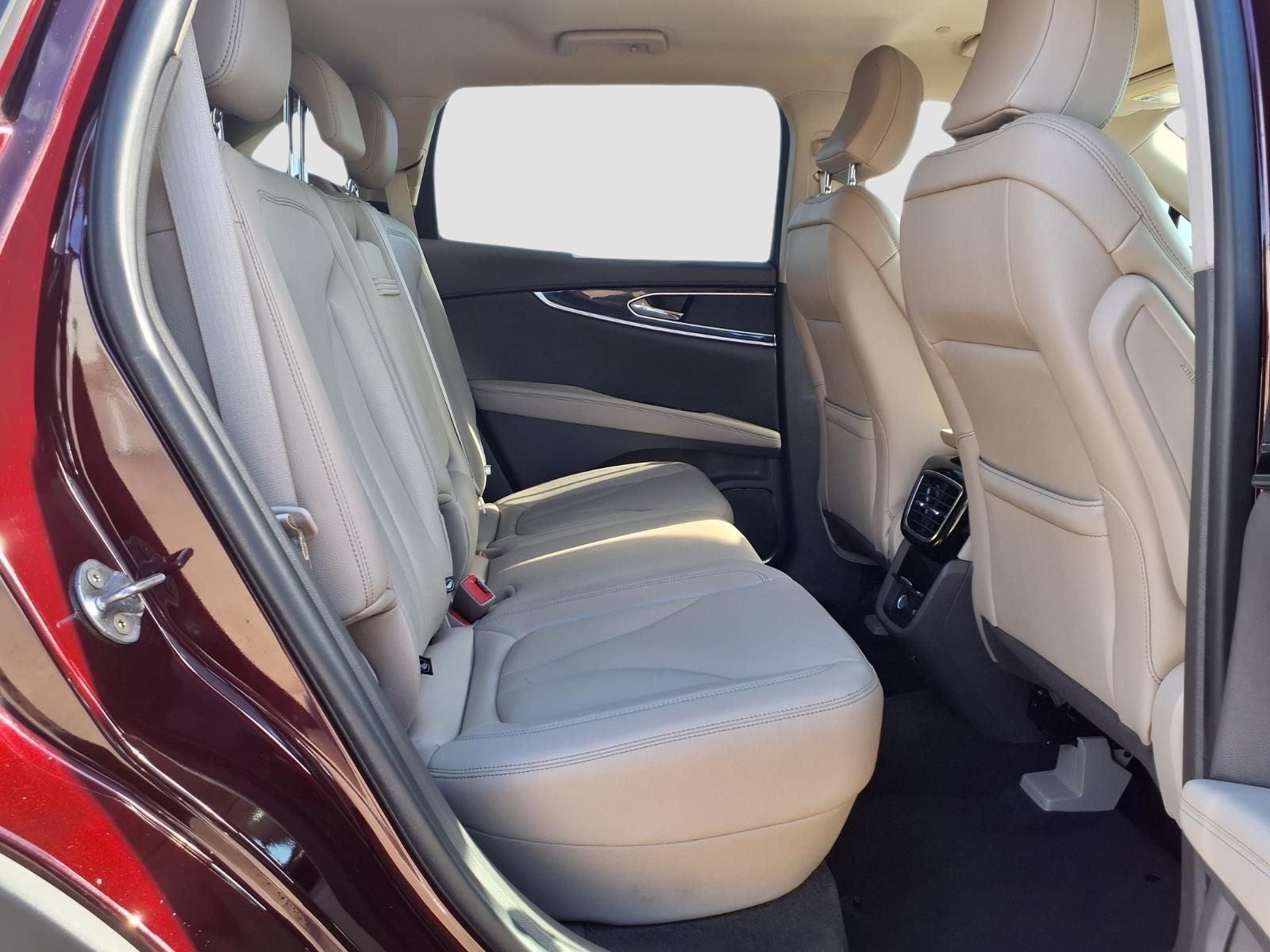 2023 Lincoln Nautilus Standard