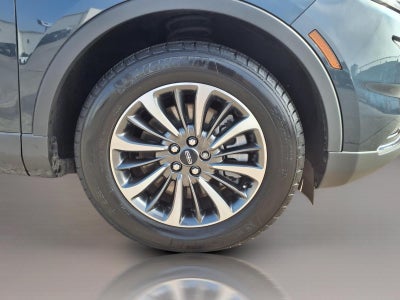 2022 Lincoln Nautilus Standard