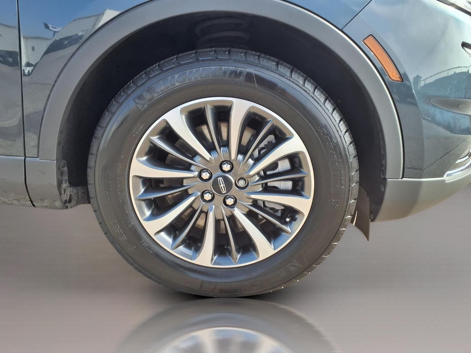 2022 Lincoln Nautilus Standard