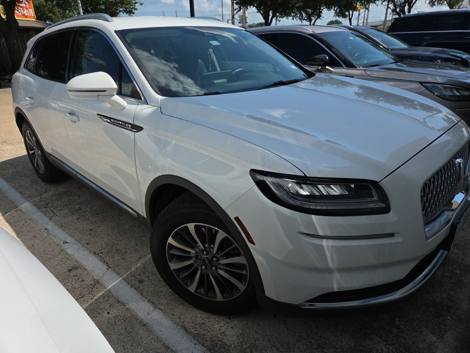 2023 Lincoln Nautilus FWD's photo