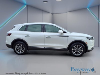 2022 Lincoln Nautilus Standard