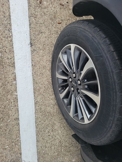 2023 Lincoln Nautilus Standard