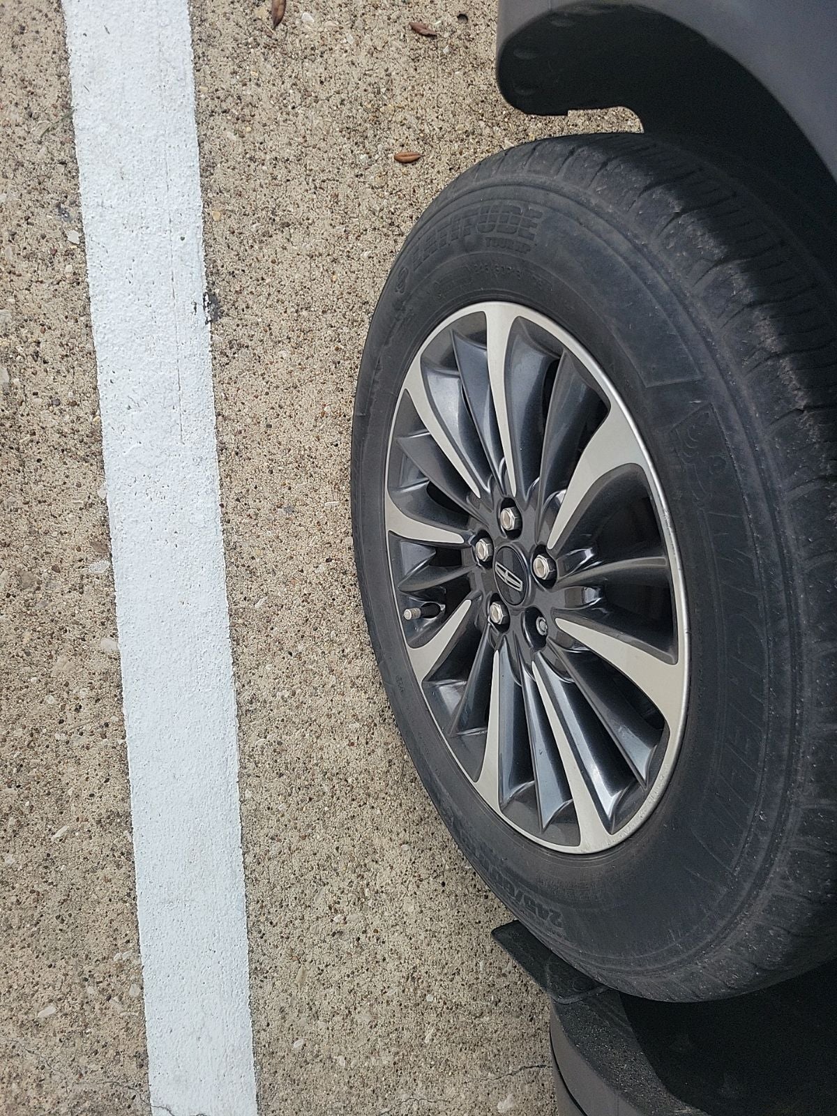 2023 Lincoln Nautilus Standard