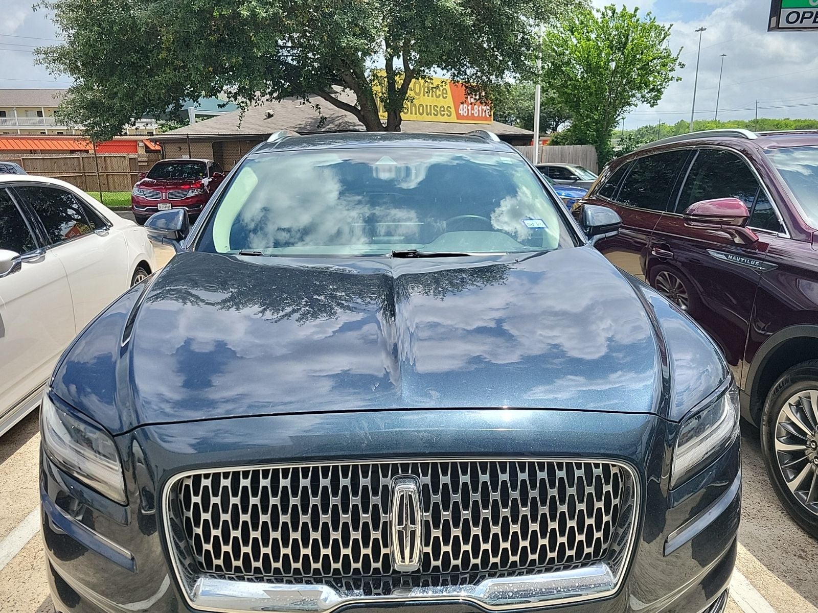 2023 Lincoln Nautilus Standard