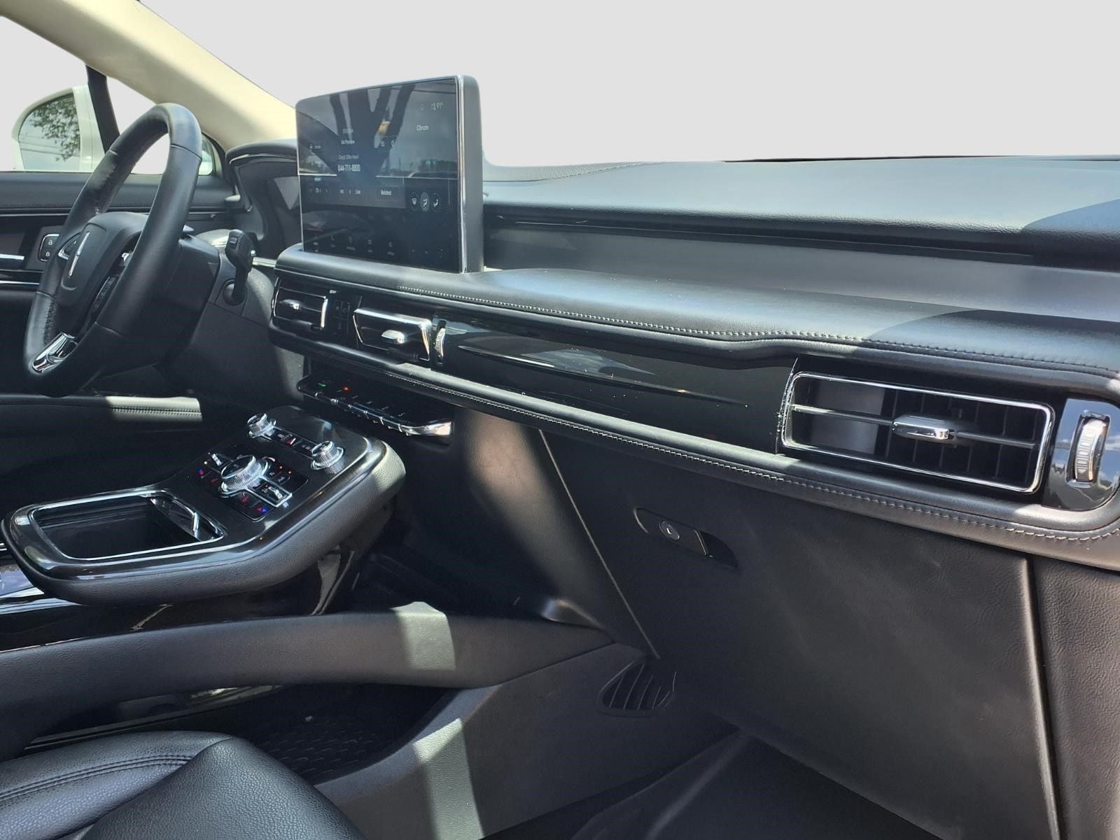 2022 Lincoln Nautilus Standard