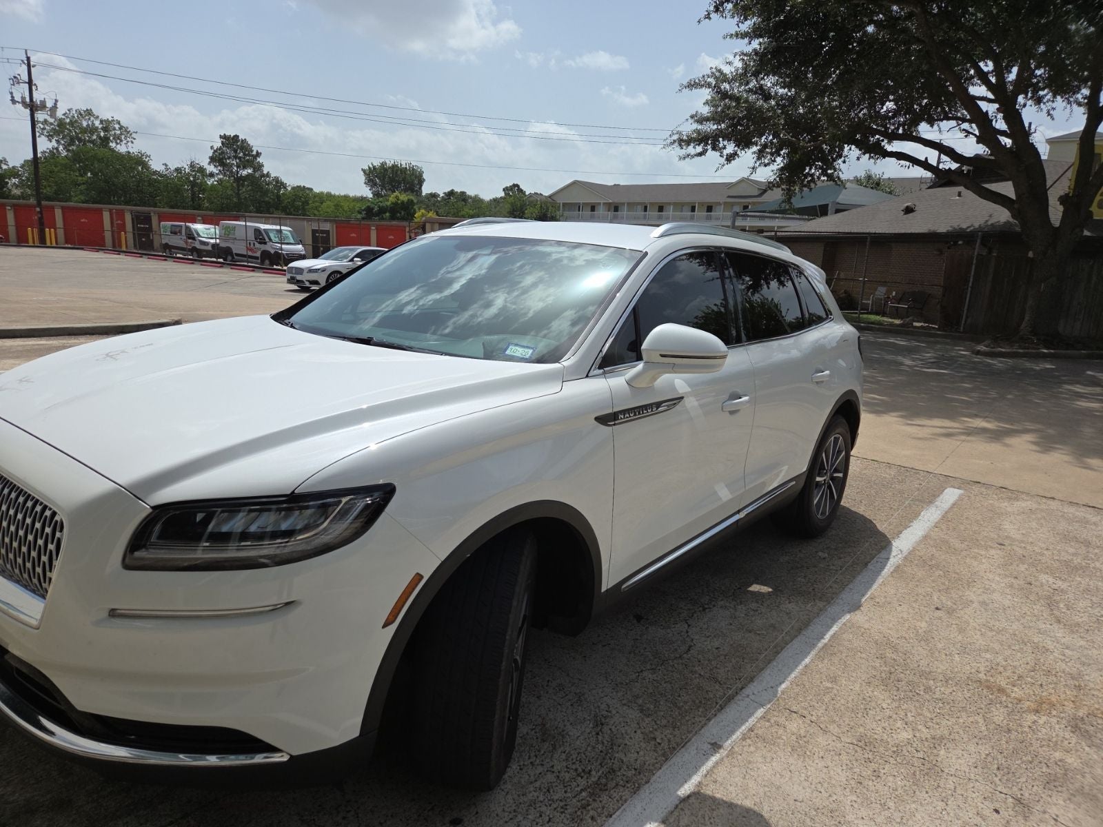 2022 Lincoln Nautilus Standard