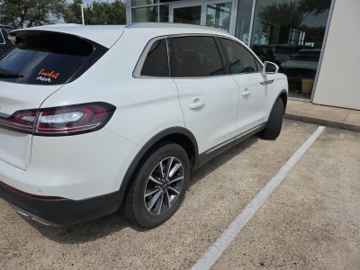 2022 Lincoln Nautilus Standard