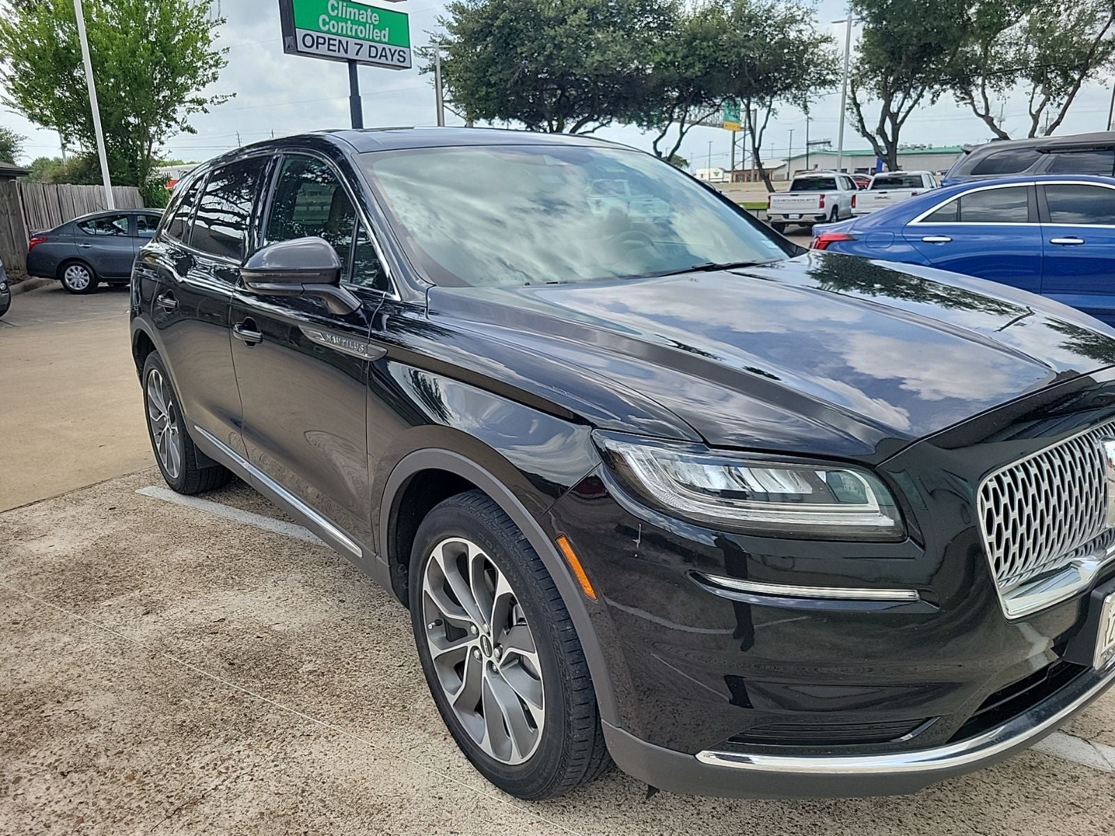 2022 Lincoln Nautilus Reserve
