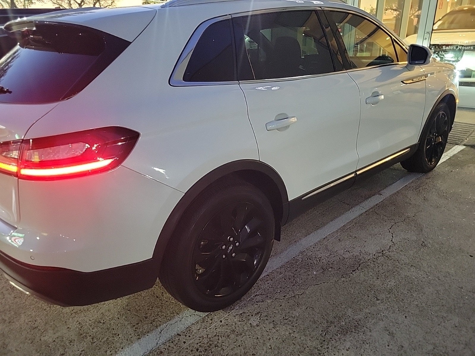 2023 Lincoln Nautilus Reserve