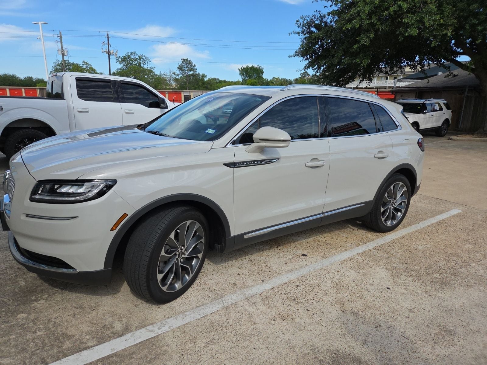 2023 Lincoln Nautilus Reserve