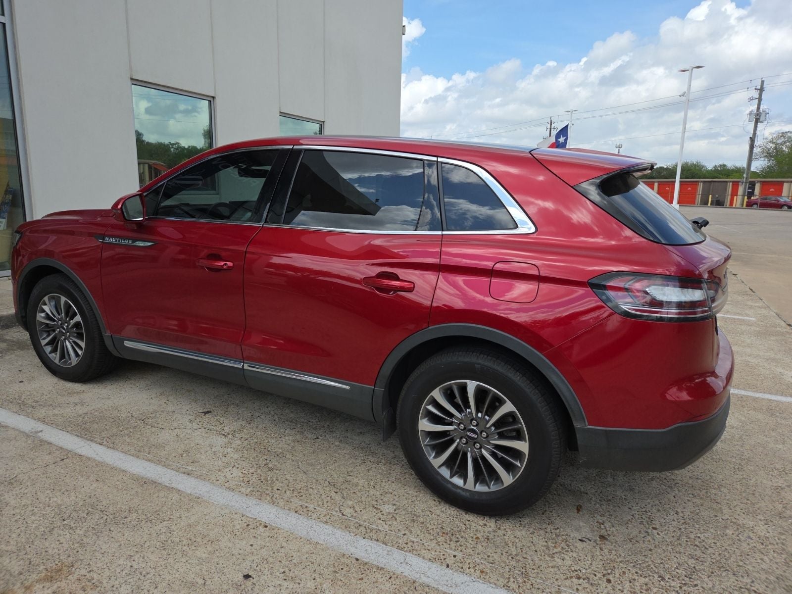 2021 Lincoln Nautilus Reserve