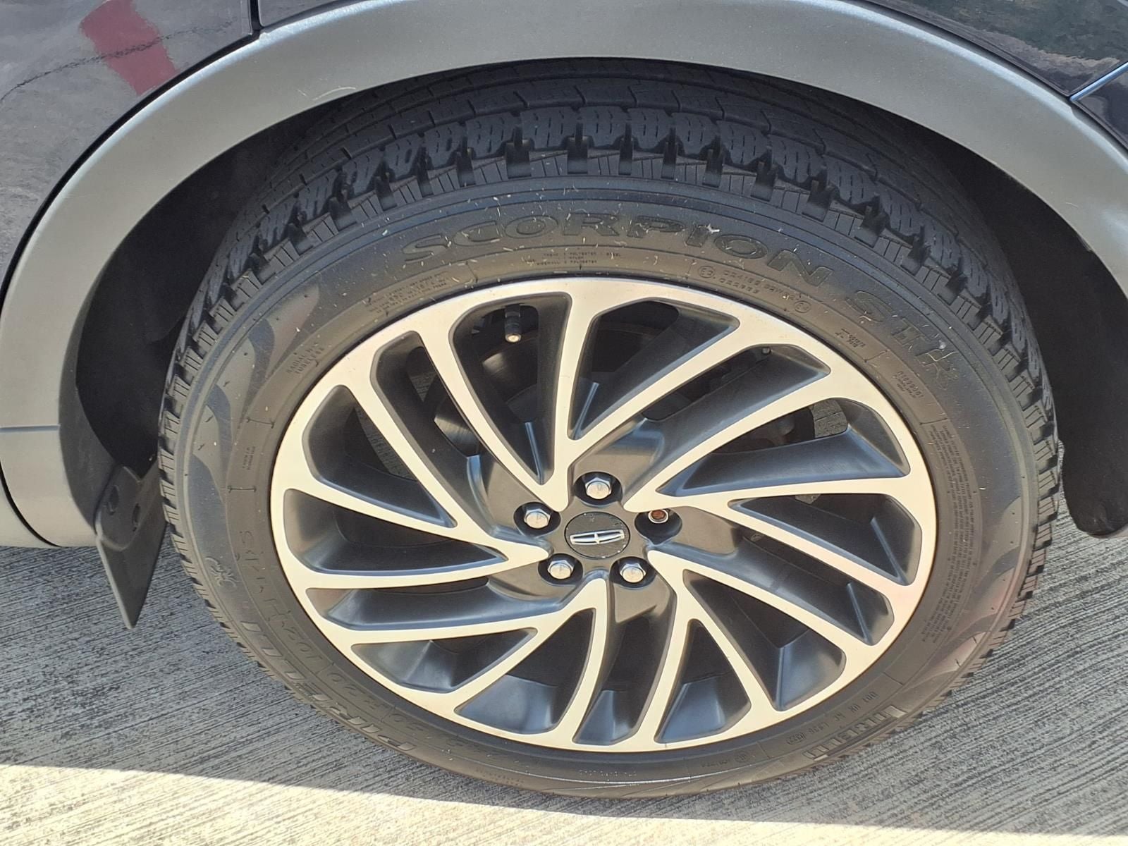 2019 Lincoln Nautilus Reserve