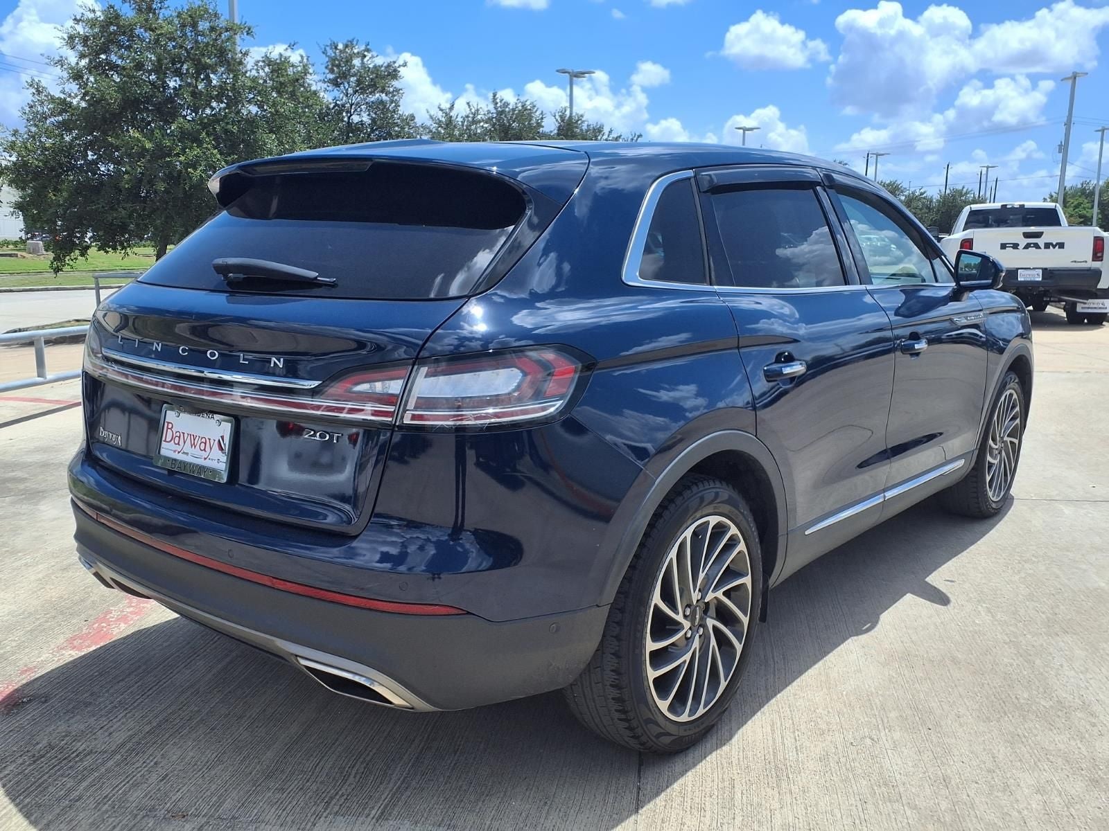 2019 Lincoln Nautilus Reserve