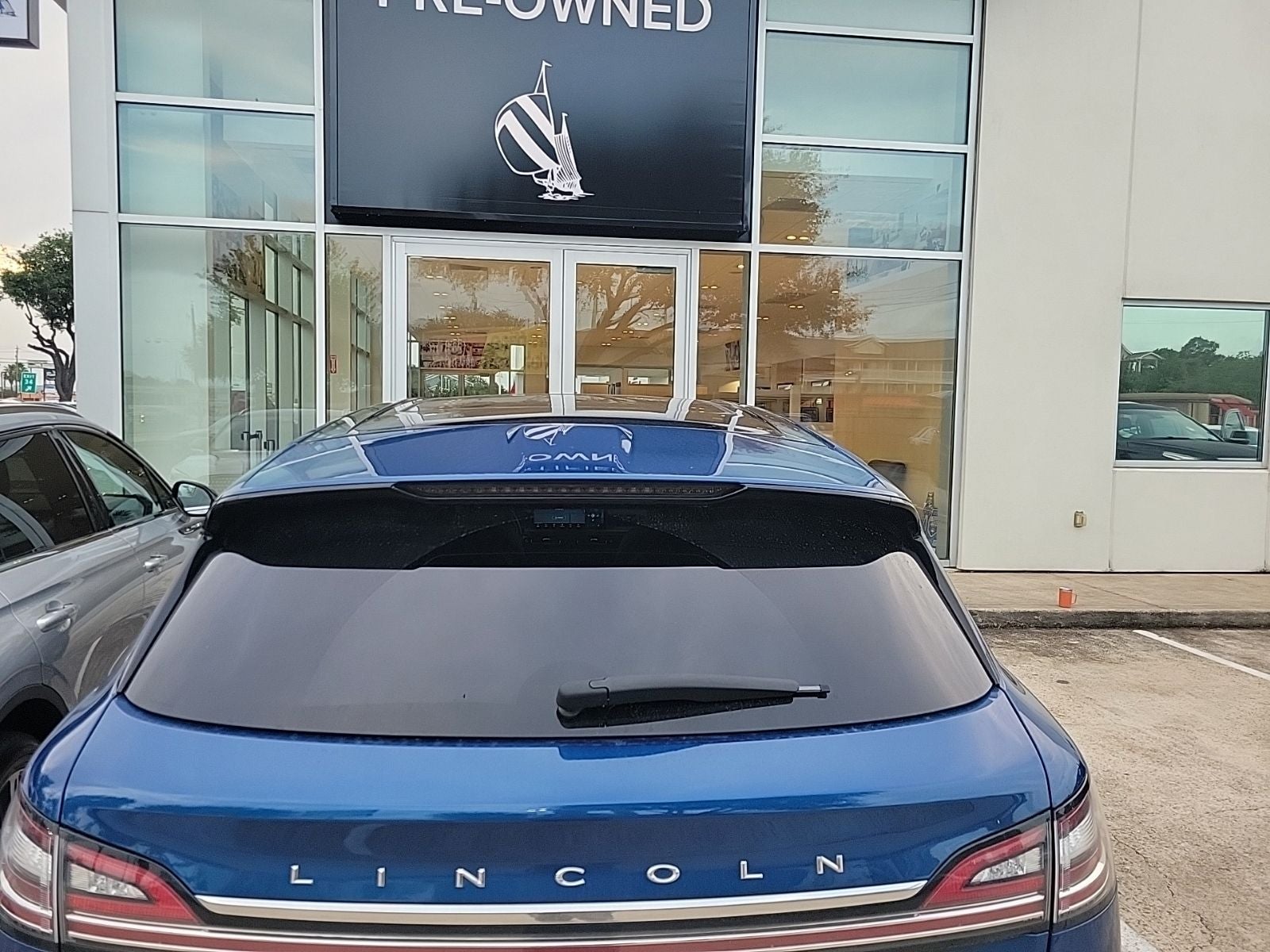2021 Lincoln Nautilus Reserve