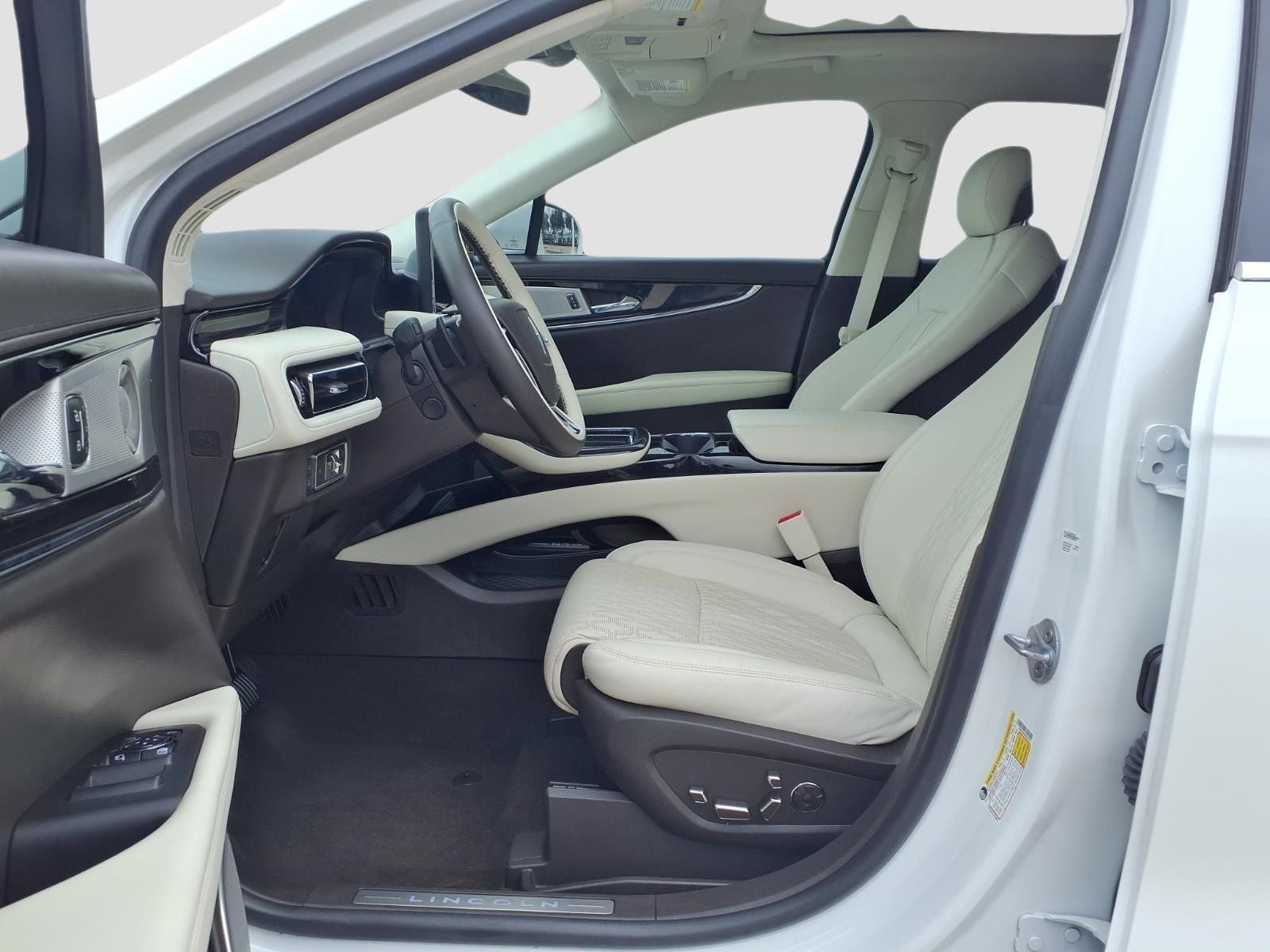 2023 Lincoln Nautilus Black Label