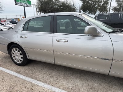 2009 Lincoln Town Car Signature Limited