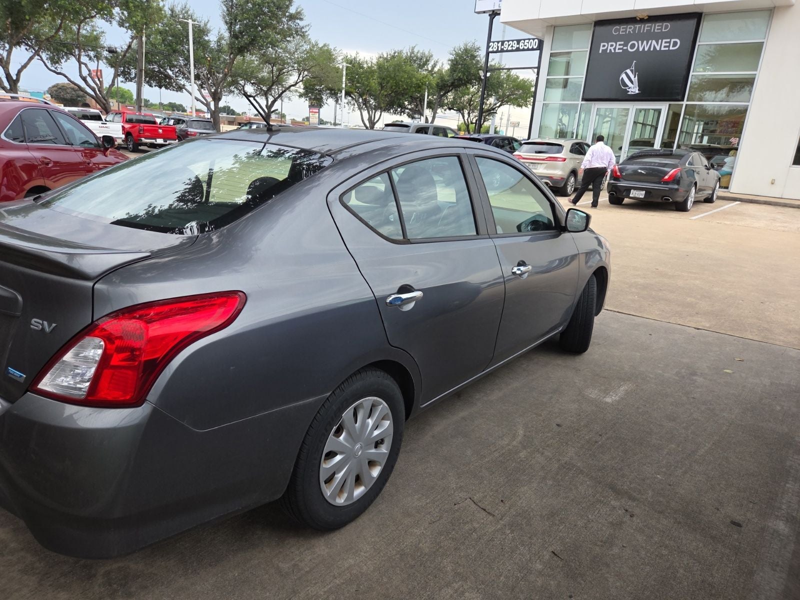 2016 Nissan Versa 1.6 SV
